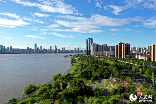 江西降雨集中期結束 南昌藍天白云風景如畫